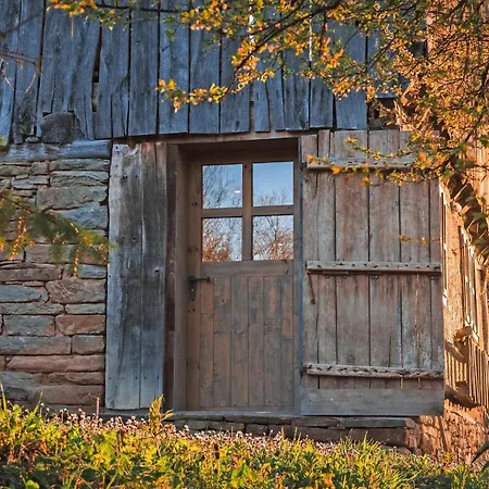 Authentic House With Stunning Mountain View - Karashka * Apriłci