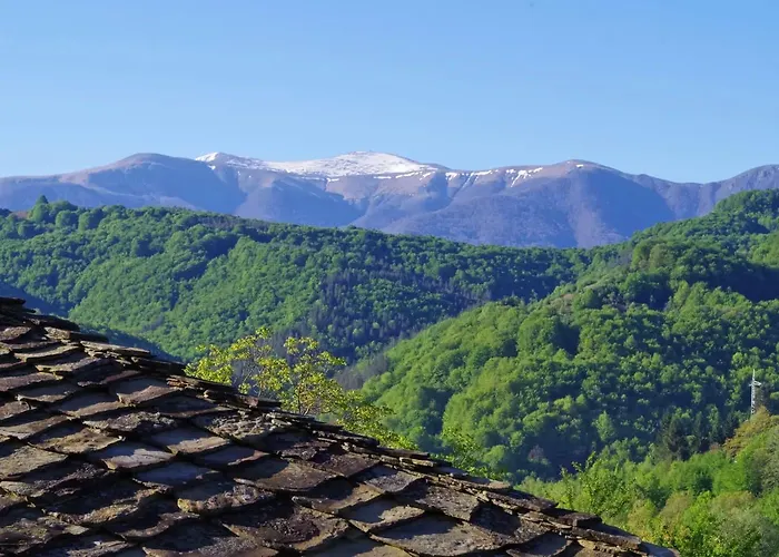 Authentic House With Stunning Mountain View - Karashka Holiday home Apriltsi (Lovech)