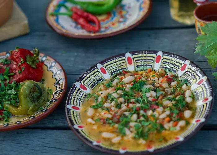 Authentic House With Stunning Mountain View - Karashka *